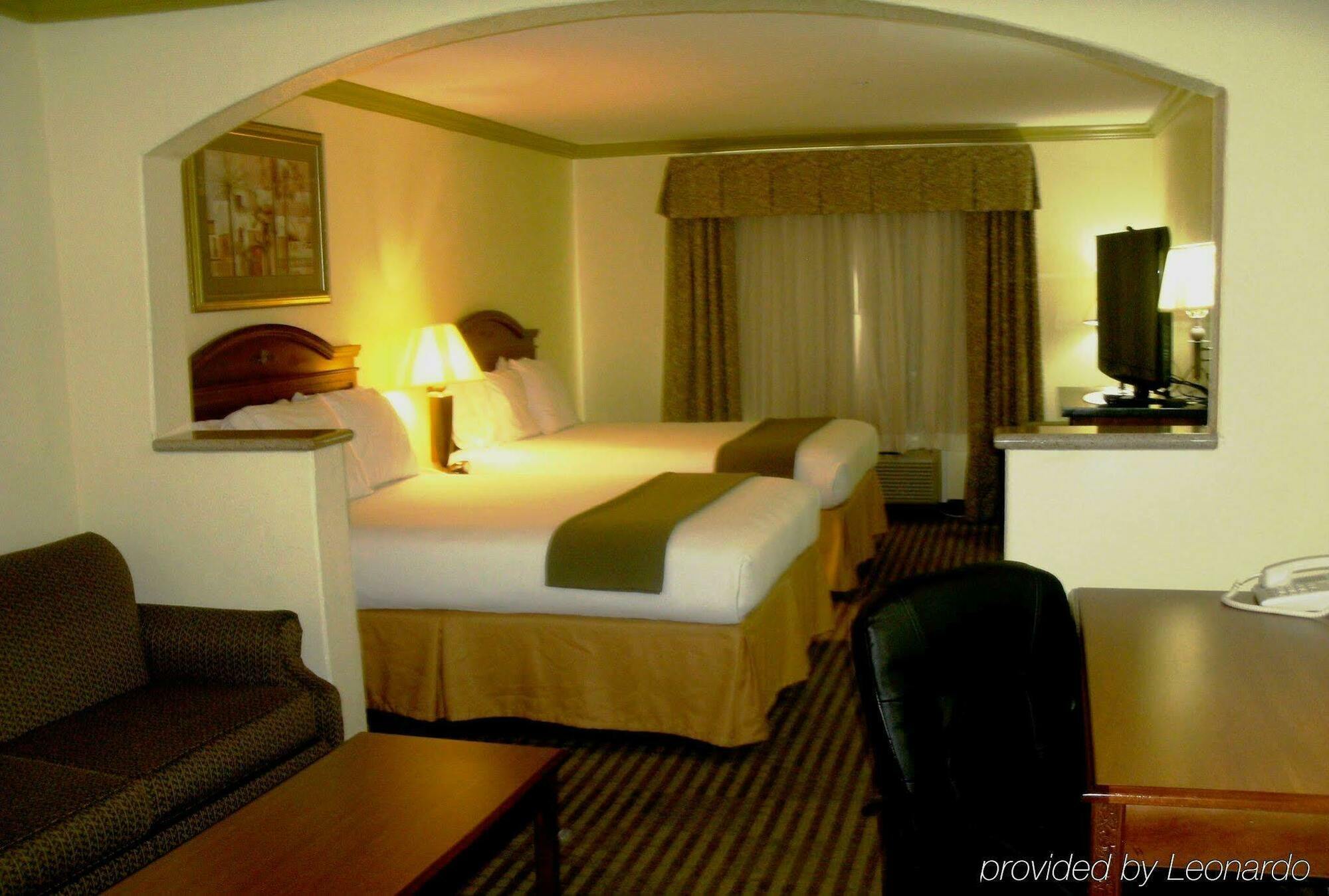 Holiday Inn Express Lake Worth Nw Loop 820 By Ihg Fort Worth Bagian luar foto